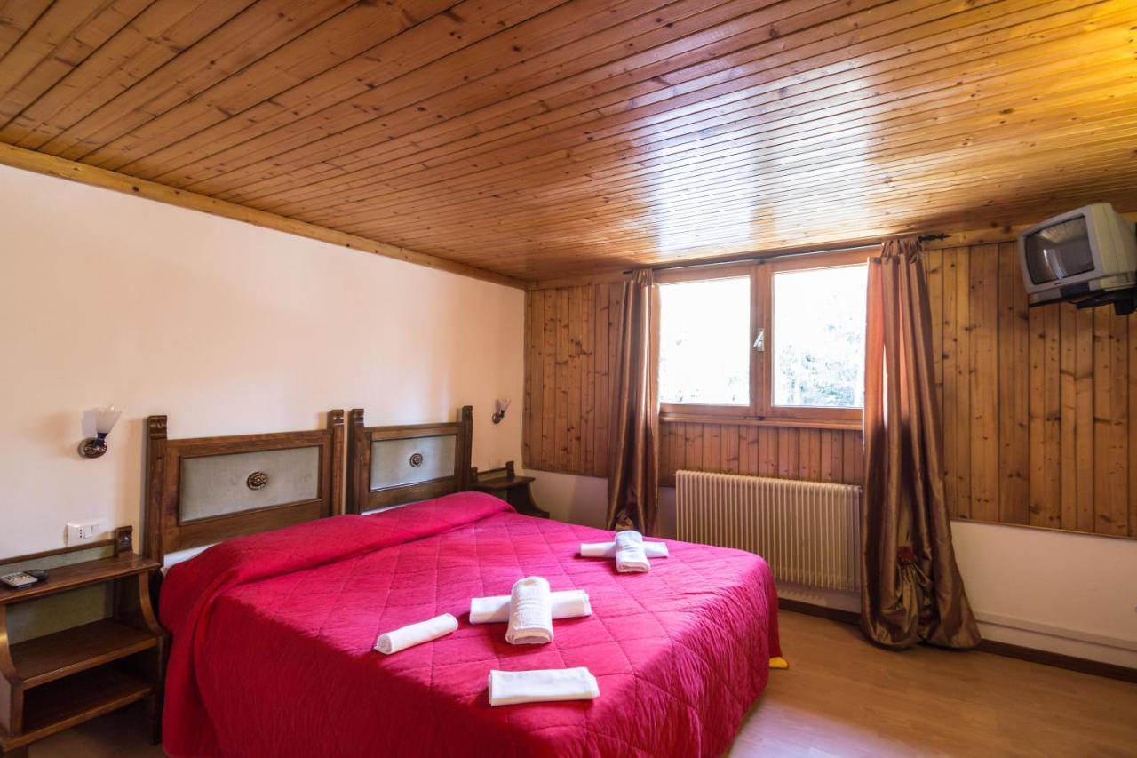Hostel Il Pirata Cavareno Rom bilde
